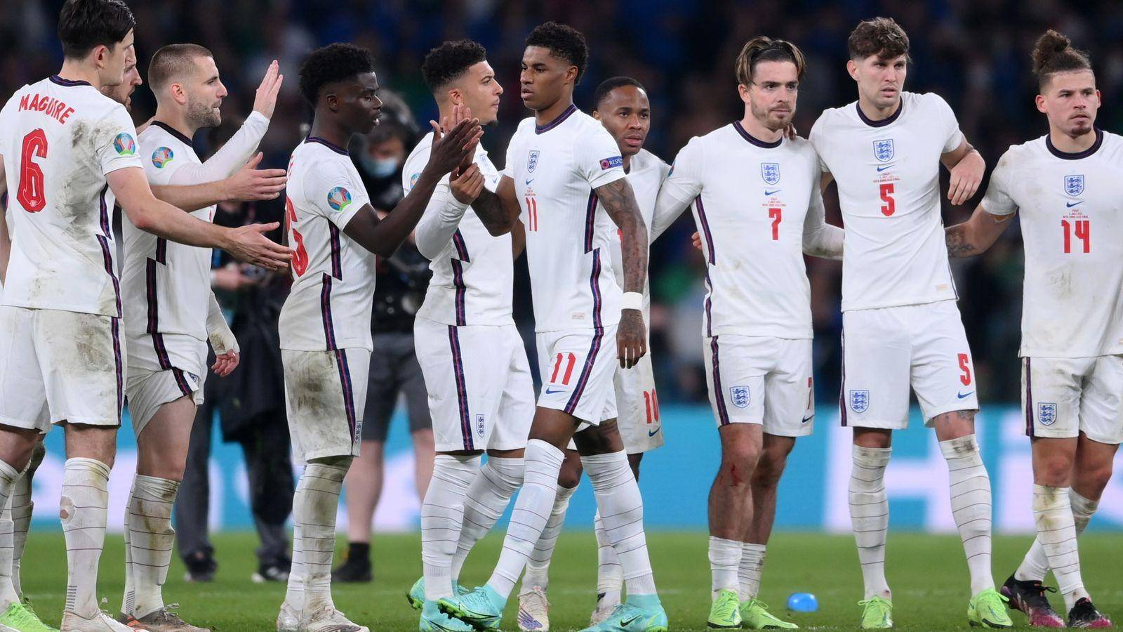 开云官方app入口-欧洲杯半决赛强强对决，实力碰撞火爆开战